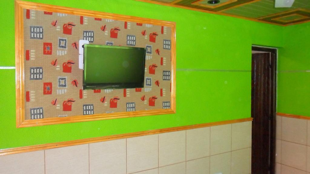 Residencial Arcoiris Hotel Puerto Iguazu Room photo